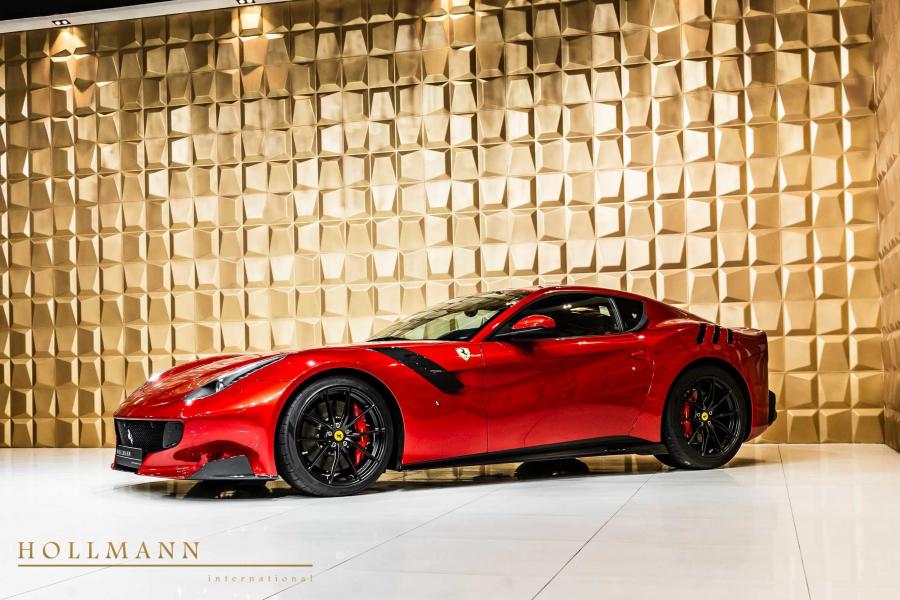  Ferrari F12tdf 2015 года  (фото 18 из 28)